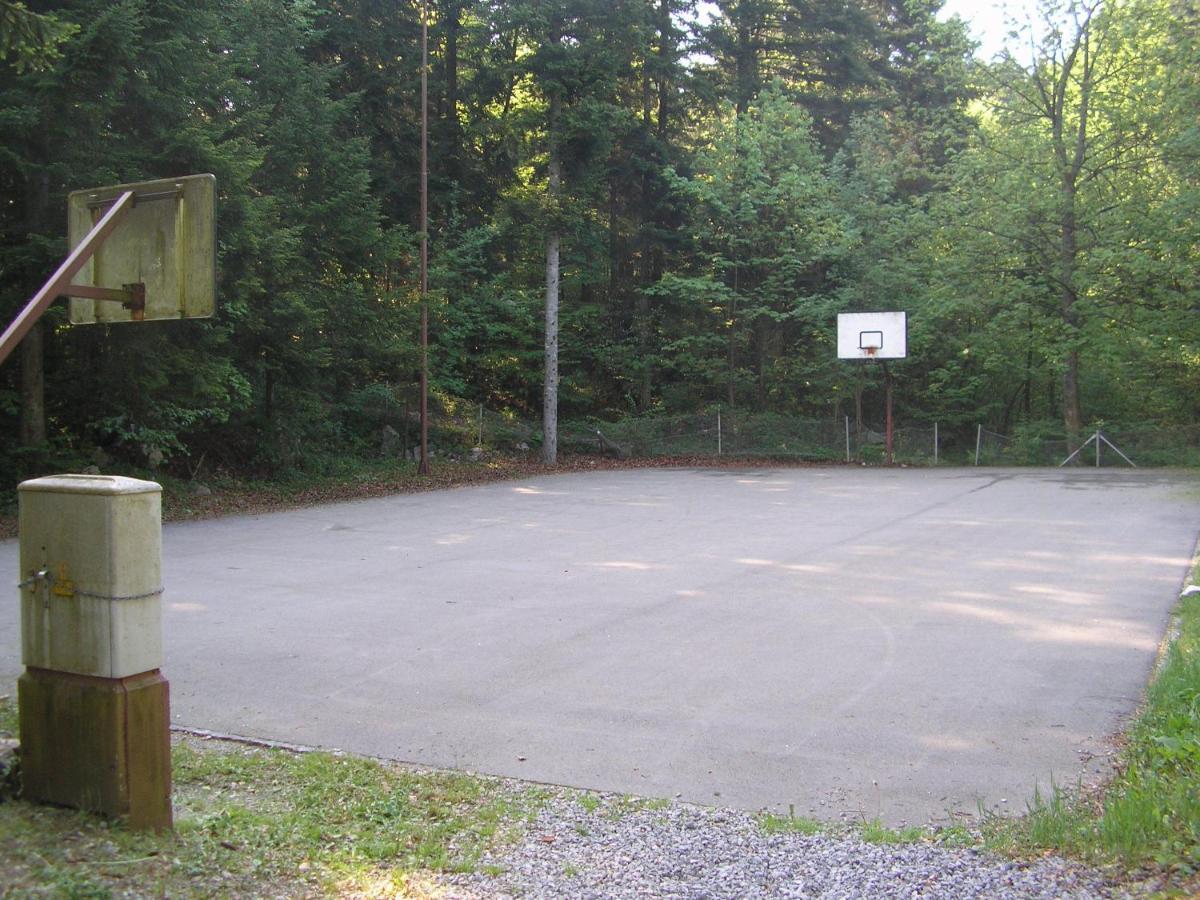Camping Pivka Jama Postojna Exterior photo